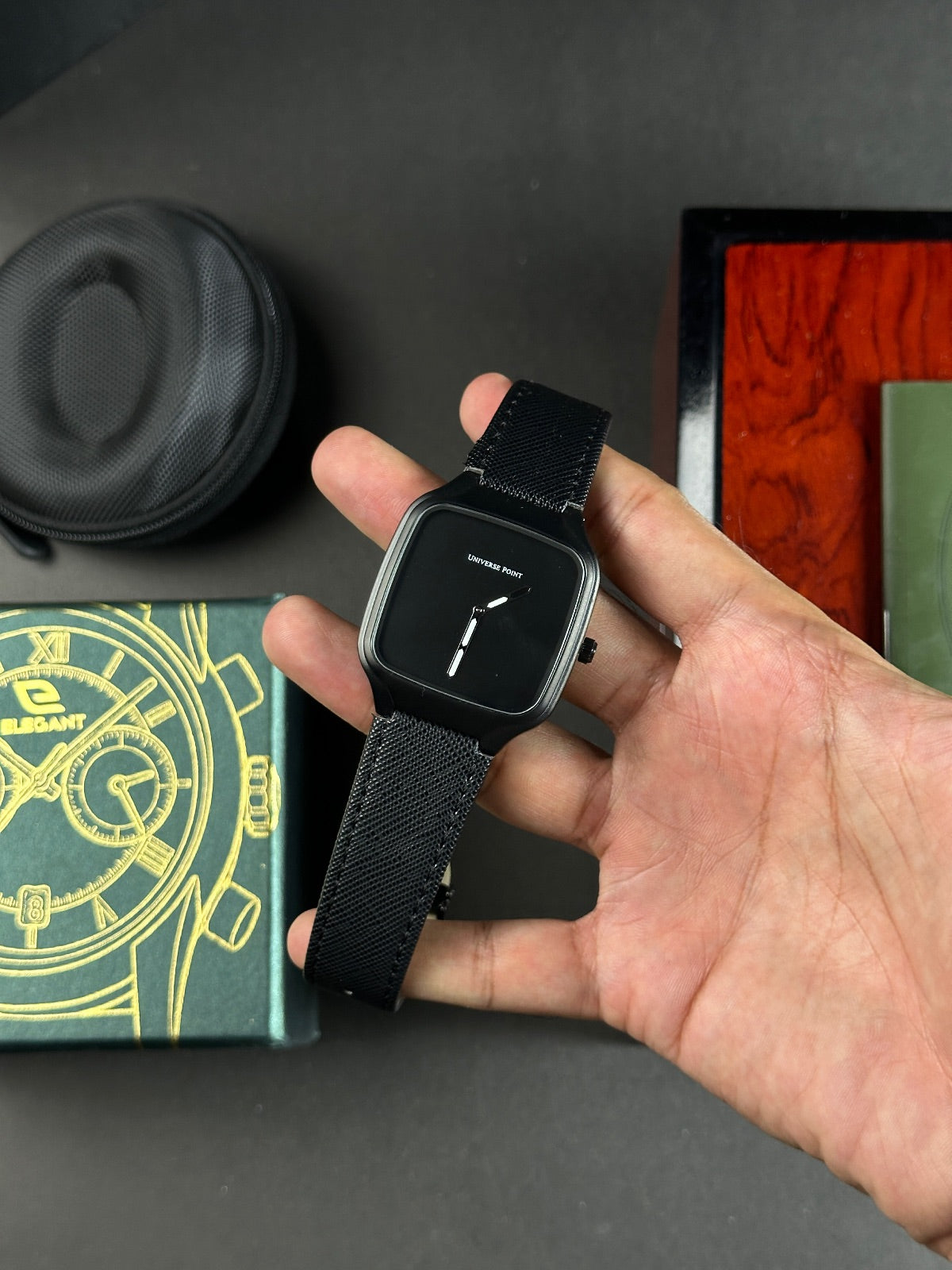 UP ALL BLACK - TEXTURED BLACK STRAPS MASTER LOCK