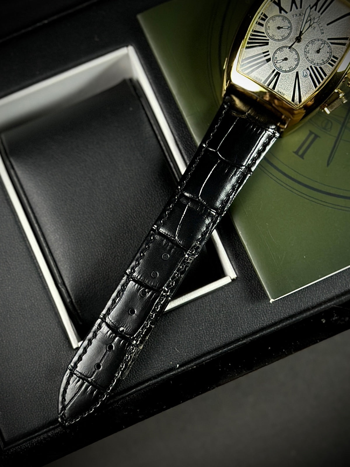 FM - SILENT LUXURY - WHIITE DIAL GOLDEN CASE WITH PREMIUM BLACK LEATHER STRAPS